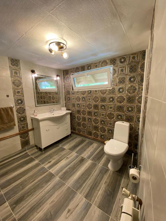 Micul Popas Hotell Novaci-Străini Exteriör bild